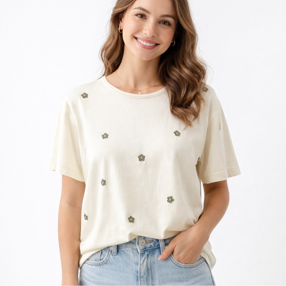 Vintage Cottagecore Floral Embroidered Cream Tee Relaxed Cotton Top Womens Large